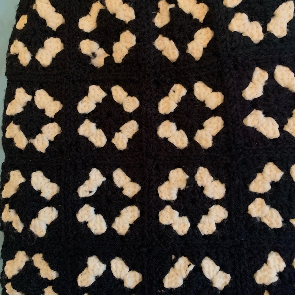 2 Hand Crochet Drawstring Bags - Picture 2 of 9